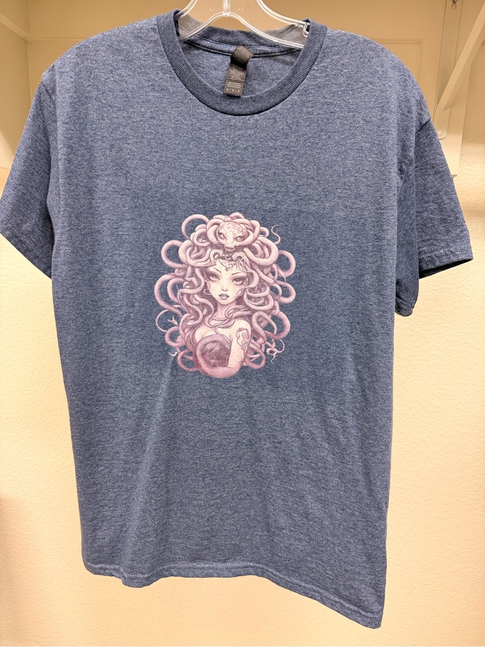 Gildan Blue Women's Tee with Pink Medusa Graphic